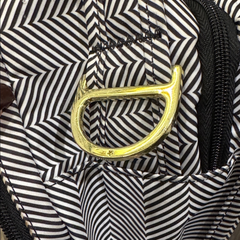JuJuBe Be Right Back backpack diaper bag in Queen of the Nile chevron pattern - Picture 13 of 14